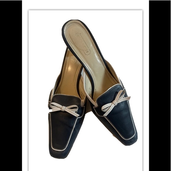 Coach Shoes - Coach Marielle Women 10B Kitten Heel Mules Square Toe Leather Navy Shoes P437